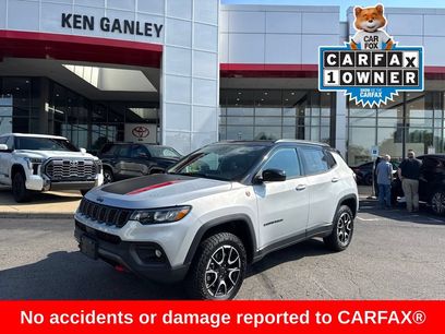 Used 2025 Jeep Compass Trailhawk