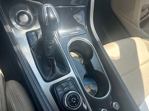 Used 2018 Nissan Maxima Platinum FWD image 14