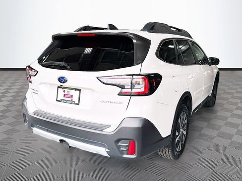 Certified 2022 Subaru Outback Limited w/ Popular Package #2 image 4