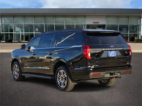 New 2025 Ford Expedition Max Active image 3