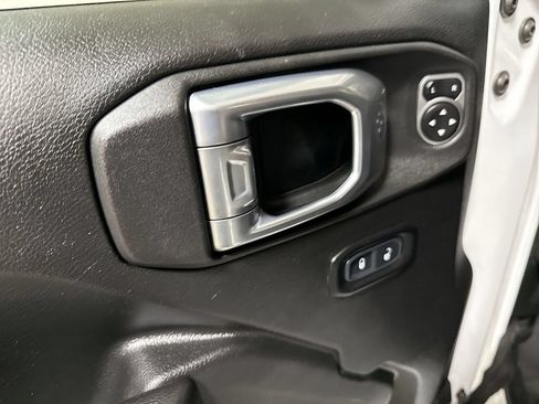 Used 2021 Jeep Gladiator Rubicon AWD/4WD image 20