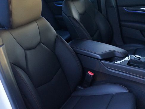 Used 2025 Cadillac CT5 Sport image 16