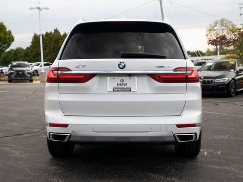 Used 2022 BMW X7 xDrive40i w/ Premium Package image 10