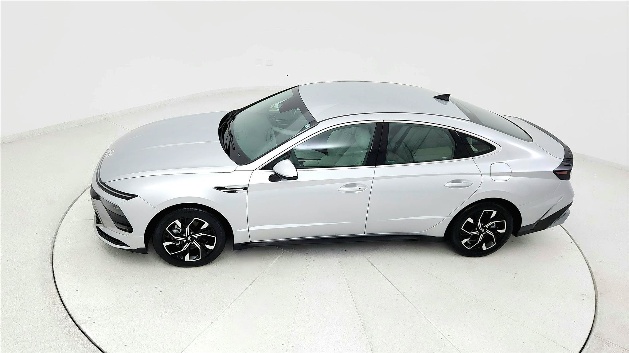 Used 2024 Hyundai Sonata SEL FWD image 14