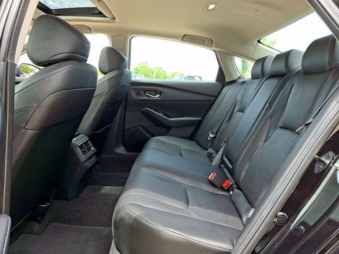 Used 2024 Honda Accord Touring image 10