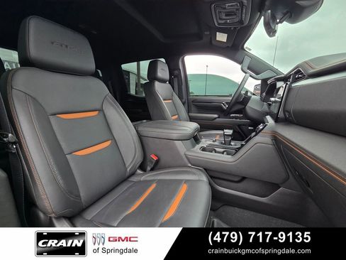 Used 2024 GMC Sierra 1500 AT4 w/ Technology Package AWD/4WD image 30