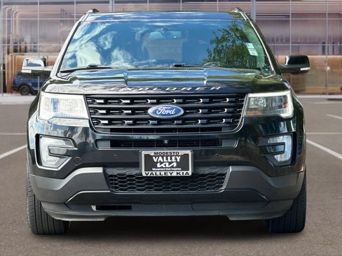 Used 2017 Ford Explorer Sport w/ Equipment Group 401A AWD/4WD image 6