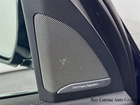 Certified 2022 BMW X7 xDrive40i w/ Premium Package image 19