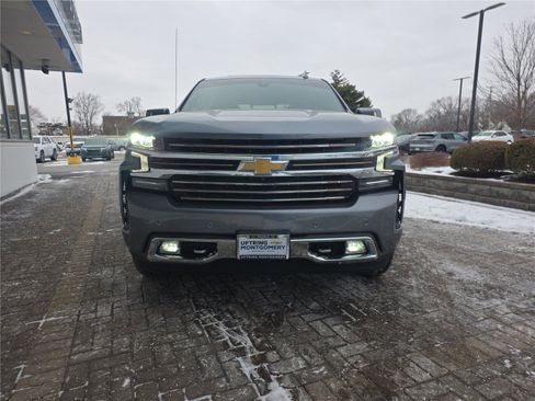 Used 2020 Chevrolet Silverado 1500 High Country w/ Technology Package AWD/4WD image 8