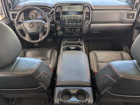 Used 2021 Nissan Titan PRO-4X w/ Pro-4x Convenience Package image 23