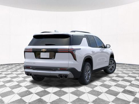 New 2026 Chevrolet Traverse LT w/ Driver Confidence Package AWD/4WD image 9