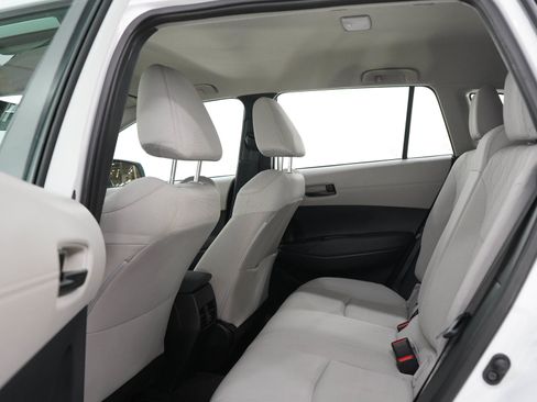 Used 2022 Toyota Corolla Cross L AWD/4WD image 14