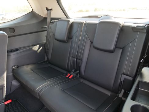 Used 2021 Volkswagen Atlas SE w/ Towing Package image 16