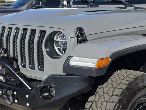 Used 2018 Jeep Wrangler Moab w/ Quick Order Package 24M Moab image 8