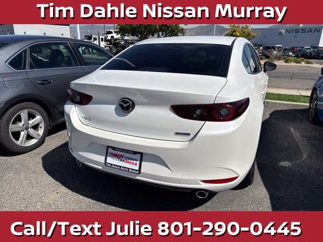 Used 2024 MAZDA MAZDA3 s FWD image 11