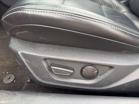 Used 2024 Ford Mustang Premium image 21