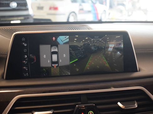 Used 2017 BMW 740i RWD image 65