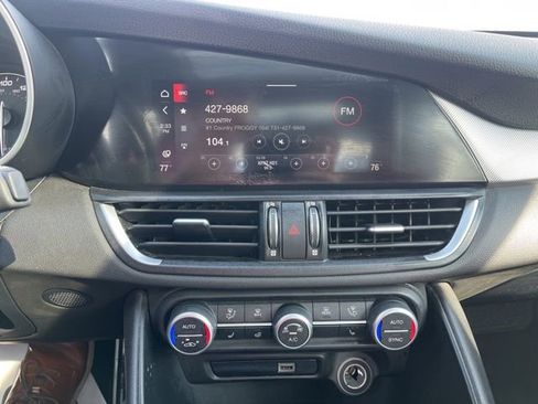 Used 2023 Alfa Romeo Giulia Veloce image 18