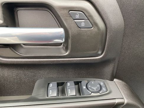 Used 2024 Chevrolet Silverado 2500 Custom w/ Custom Convenience Package AWD/4WD image 11