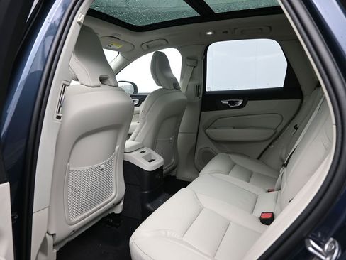 New 2026 Volvo XC60 T8 Ultra w/ Protection Package Premier image 23