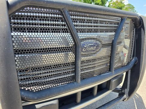 Used 2019 Ford F150 Lariat w/ Equipment Group 502A Luxury AWD/4WD image 8