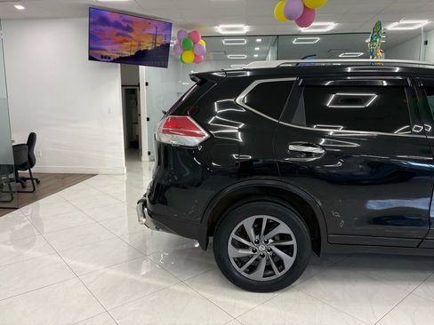 Used 2016 Nissan Rogue SL w/ SL Premium Package image 8