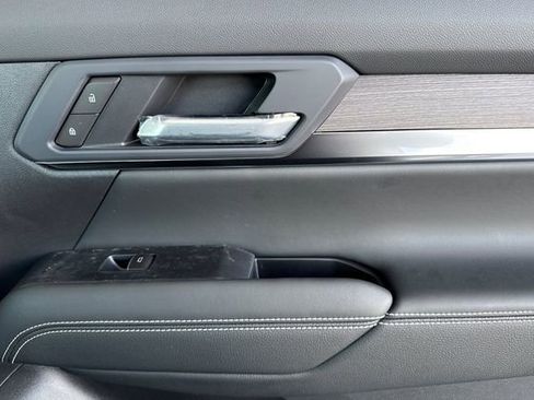 New 2026 GMC Terrain Denali w/ LPO, Floor Liner Package image 20