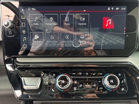 Used 2025 GMC Sierra 1500 AT4X image 43