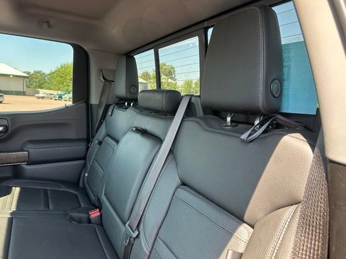 Used 2019 GMC Sierra 1500 Denali w/ Denali Ultimate Package AWD/4WD image 25