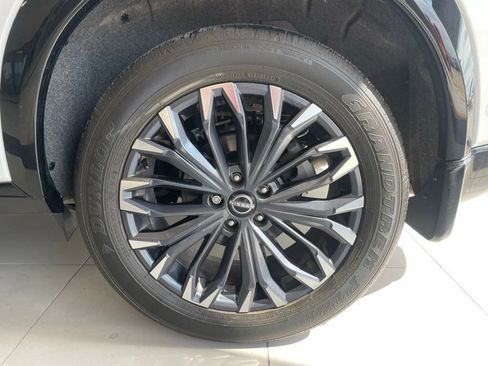 Certified 2024 Nissan Rogue Platinum w/ Platinum Premium Package image 27