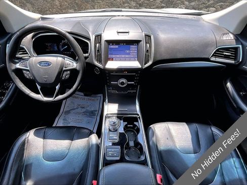 Used 2019 Ford Edge Titanium w/ Equipment Group 301A FWD image 14