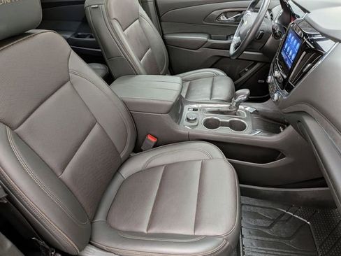 Used 2023 Chevrolet Traverse High Country w/ LPO, Floor Liner Package AWD/4WD image 27