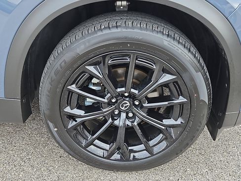 Certified 2025 MAZDA CX-70 3.3 Turbo w/ Premium Package image 8