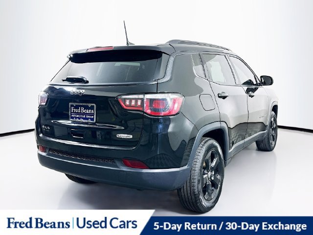 Used 2018 Jeep Compass Latitude w/ Popular Equipment Group AWD/4WD image 10