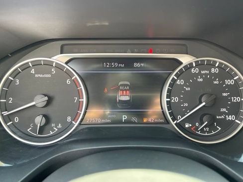 Used 2024 Nissan Rogue S AWD/4WD image 28