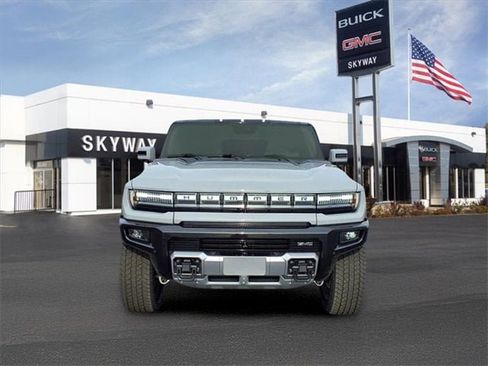 New 2025 GMC Hummer EV 3X image 2