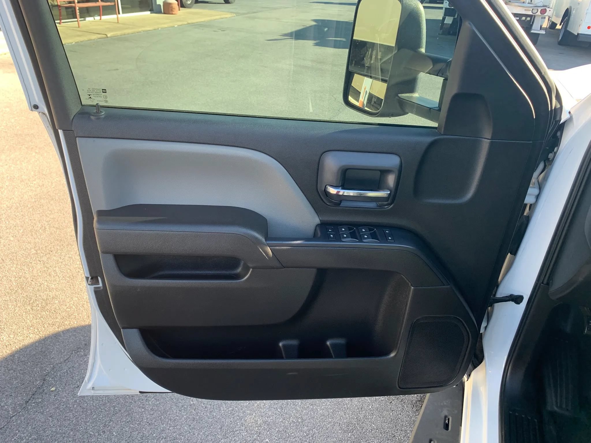 Used 2017 Chevrolet Silverado 3500 W/T AWD/4WD image 9