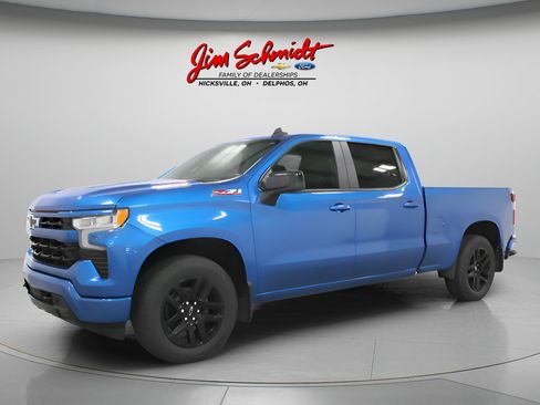 Used 2024 Chevrolet Silverado 1500 RST AWD/4WD image 2
