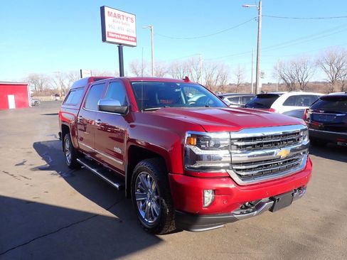 Used 2018 Chevrolet Silverado 1500 High Country image 1