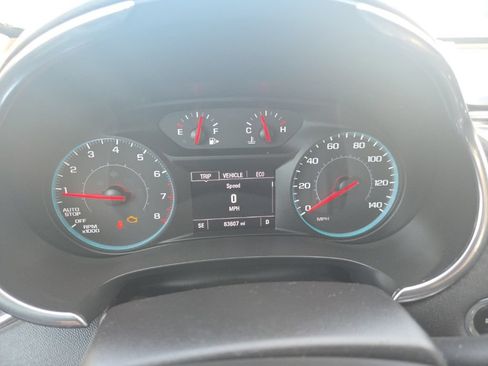 Used 2018 Chevrolet Malibu LT FWD image 9