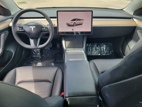 Used 2023 Tesla Model 3 Standard Range RWD image 11