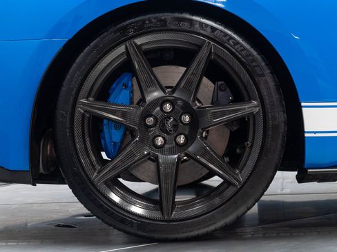 Used 2022 Ford Mustang Shelby GT500 w/ Carbon Fiber Track Pack RWD image 31