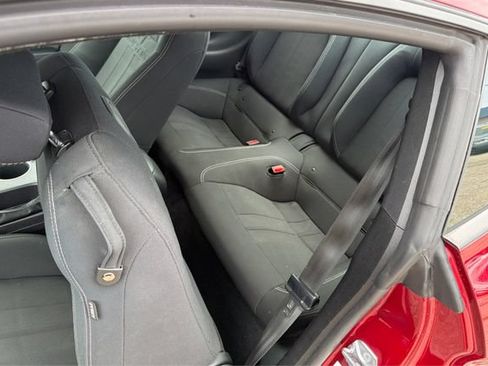 Used 2019 Ford Mustang GT RWD image 10