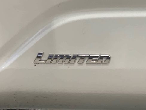 Used 2025 Toyota 4Runner Limited image 11