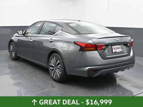 Used 2023 Nissan Altima 2.5 SV image 10