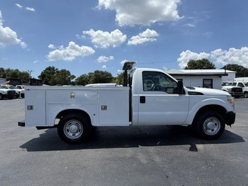 Used 2014 Ford F250 XL RWD image 4