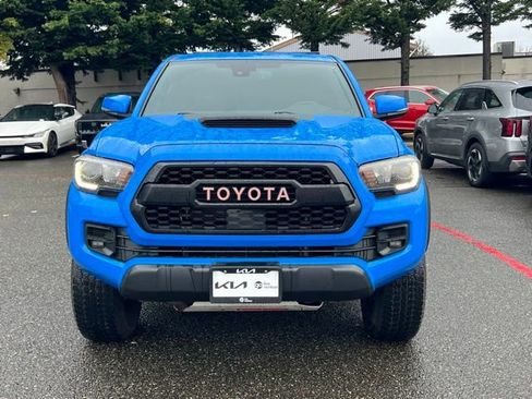 Used 2019 Toyota Tacoma TRD Pro AWD/4WD image 6