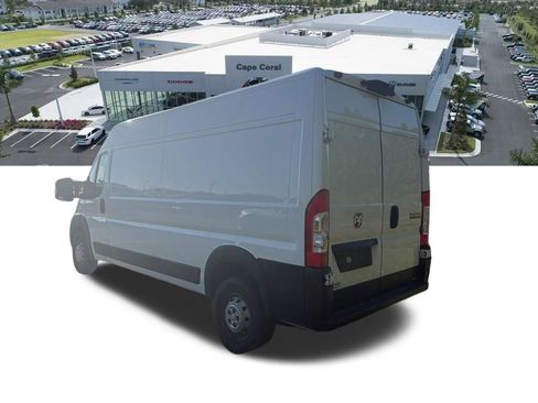 Used 2023 RAM ProMaster 2500 FWD image 4
