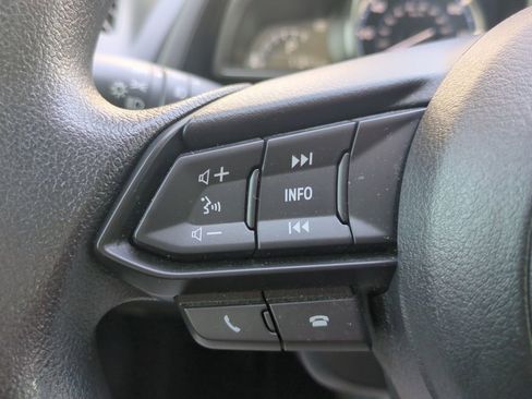 Used 2020 Toyota Yaris LE image 31