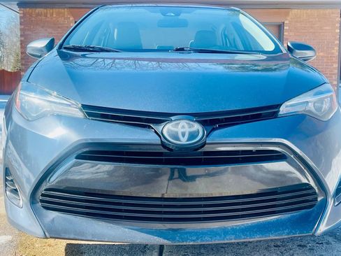 Used 2017 Toyota Corolla LE image 11